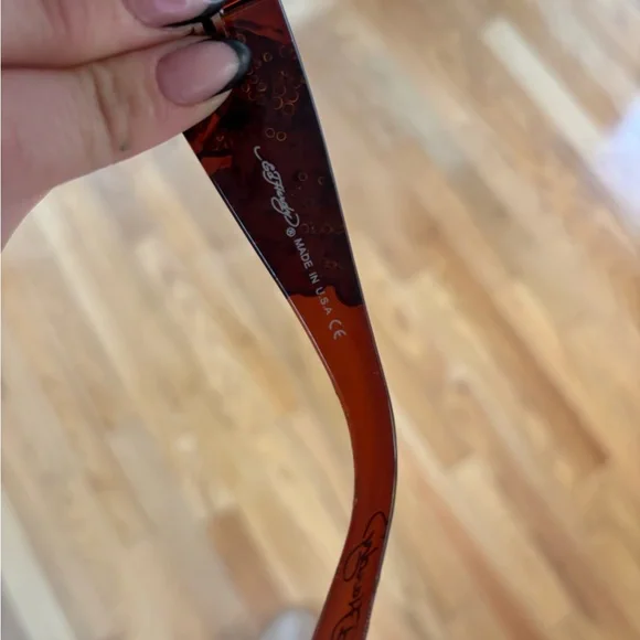 Ed Hardy Brown Sunglasses with Multicolor Design - Picture 5 of 8